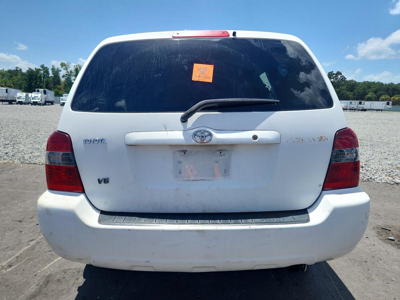 2005 Toyota Highlander Limited White vin: JTEDP21A050058483