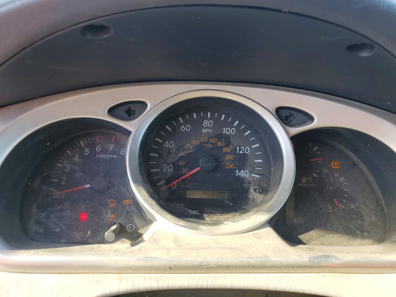 2005 Toyota Highlander Limited Silver vin: JTEDP21A050068009
