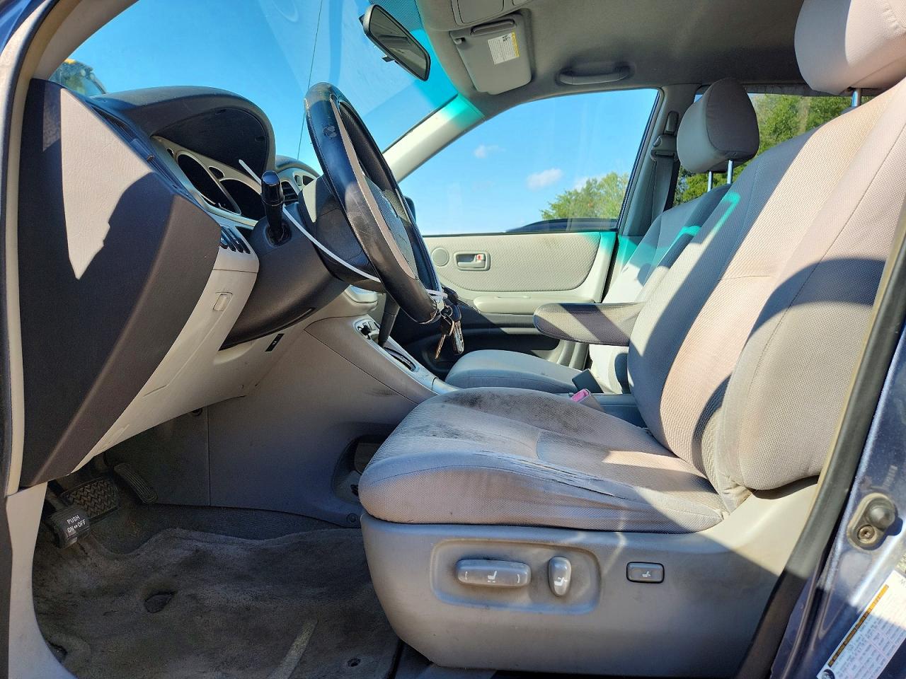 2006 Toyota Highlander Base Blue vin: JTEDP21A060106677