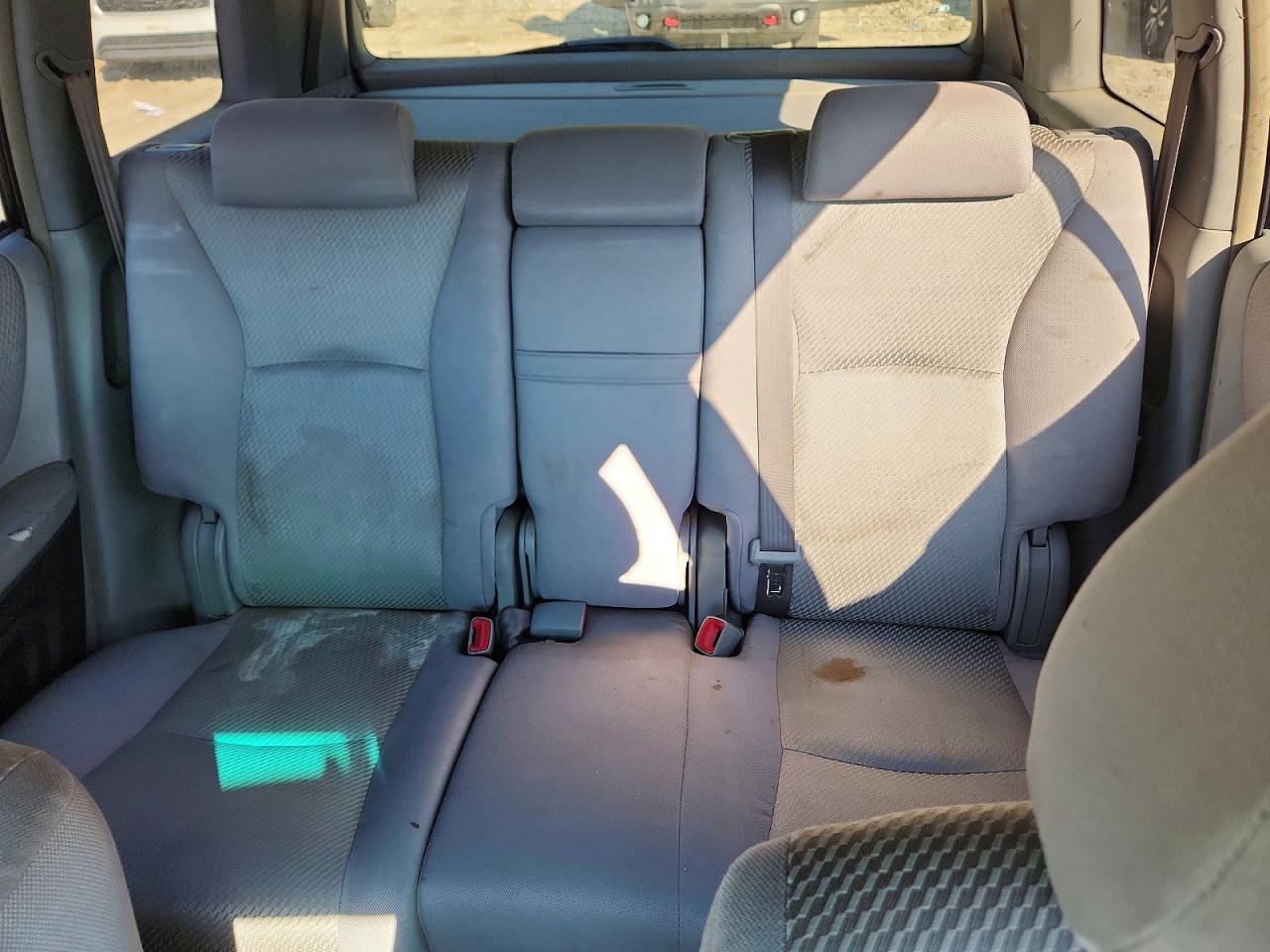 2006 Toyota Highlander Base Blue vin: JTEDP21A060106677