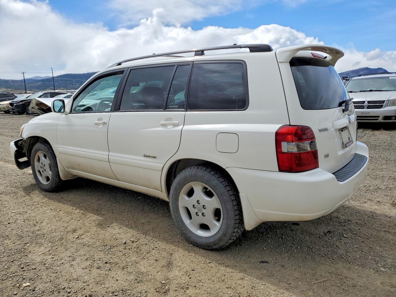 2007 Toyota Highlander Limited White vin: JTEDP21A070142659