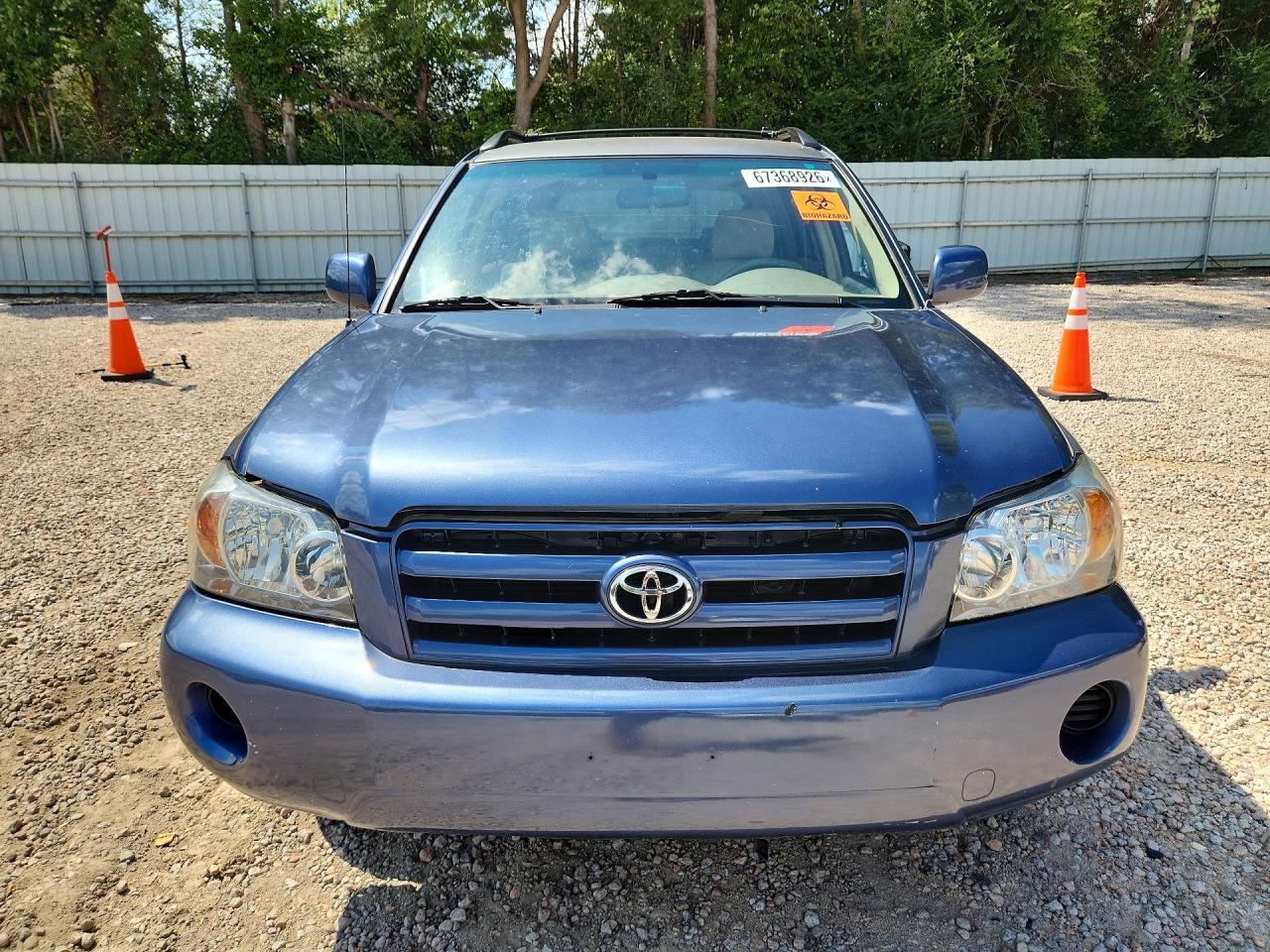 2004 Toyota Highlander Base Blue vin: JTEDP21A140024373