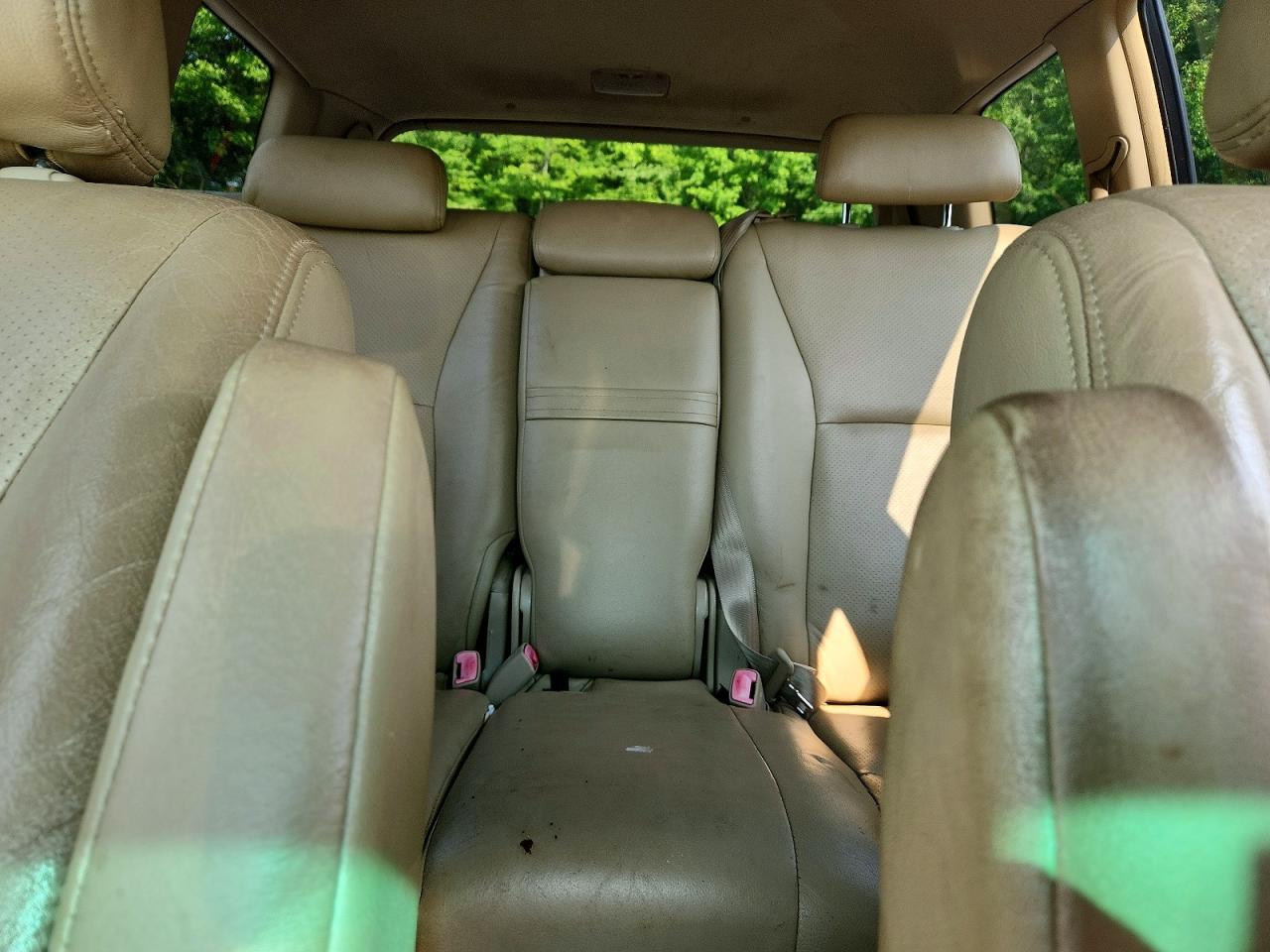 2004 Toyota Highlander Limited Gold vin: JTEDP21A140031078