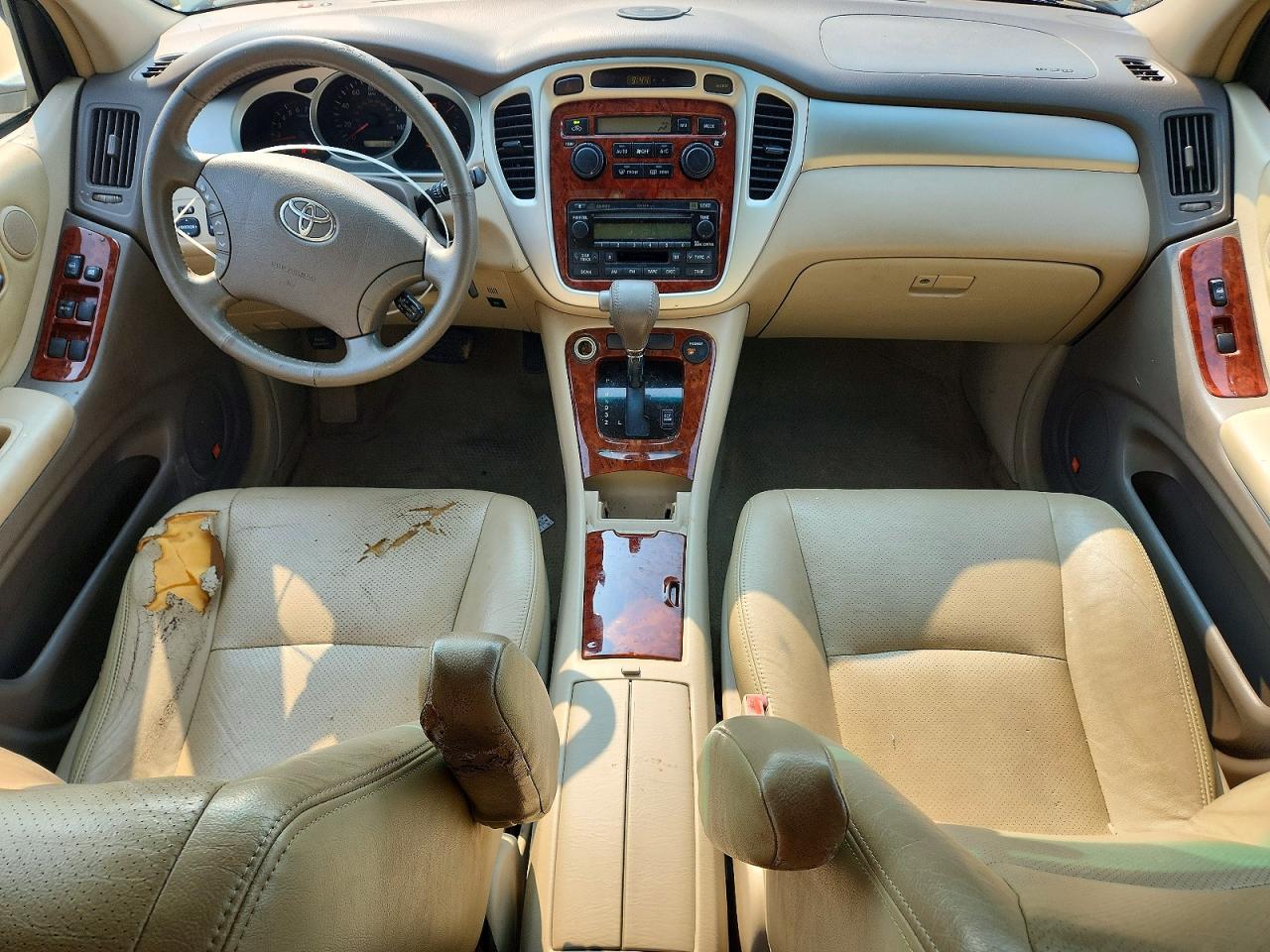 2004 Toyota Highlander Limited Gold vin: JTEDP21A140031078