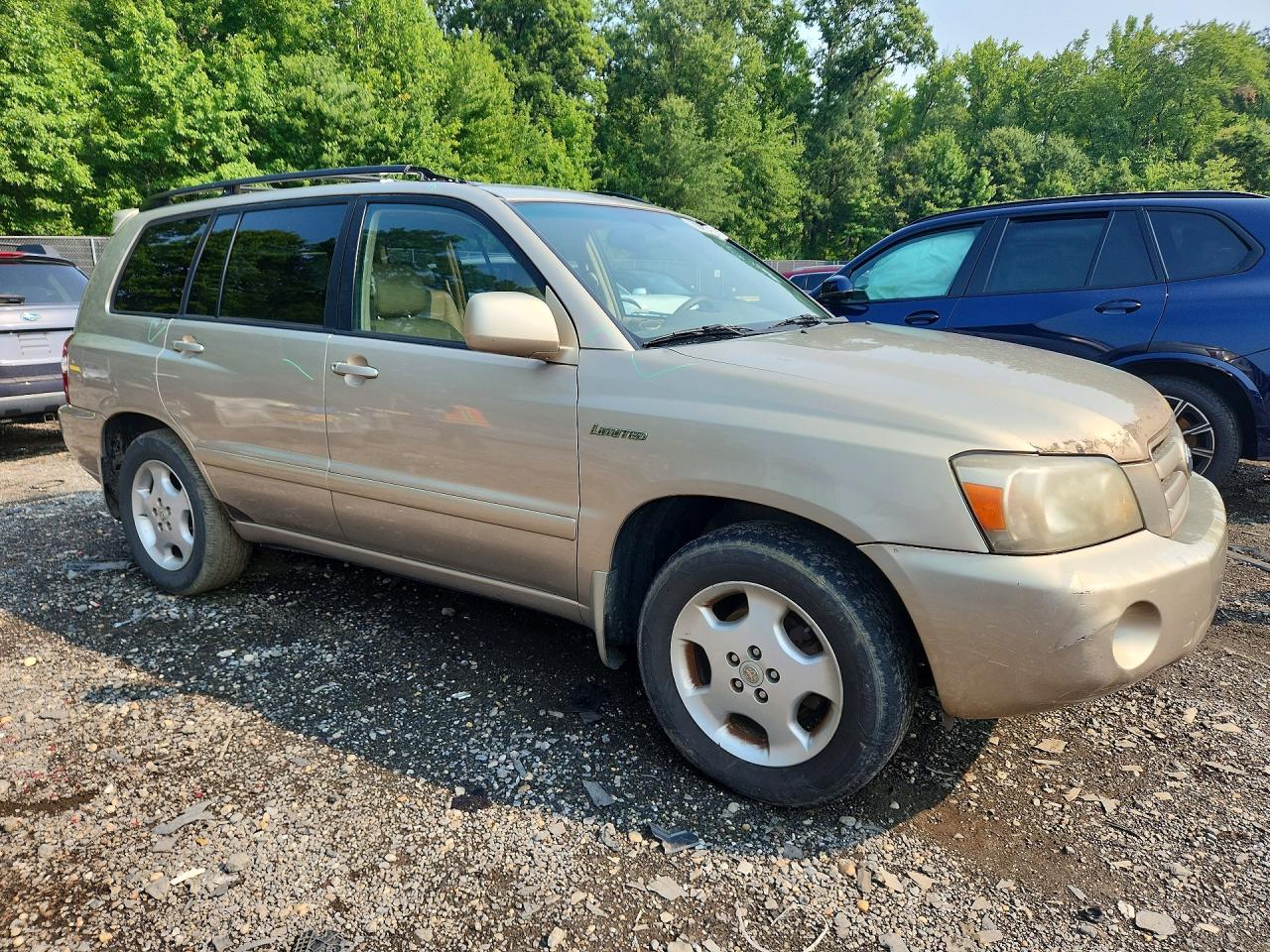 2004 Toyota Highlander Limited Gold vin: JTEDP21A140031078