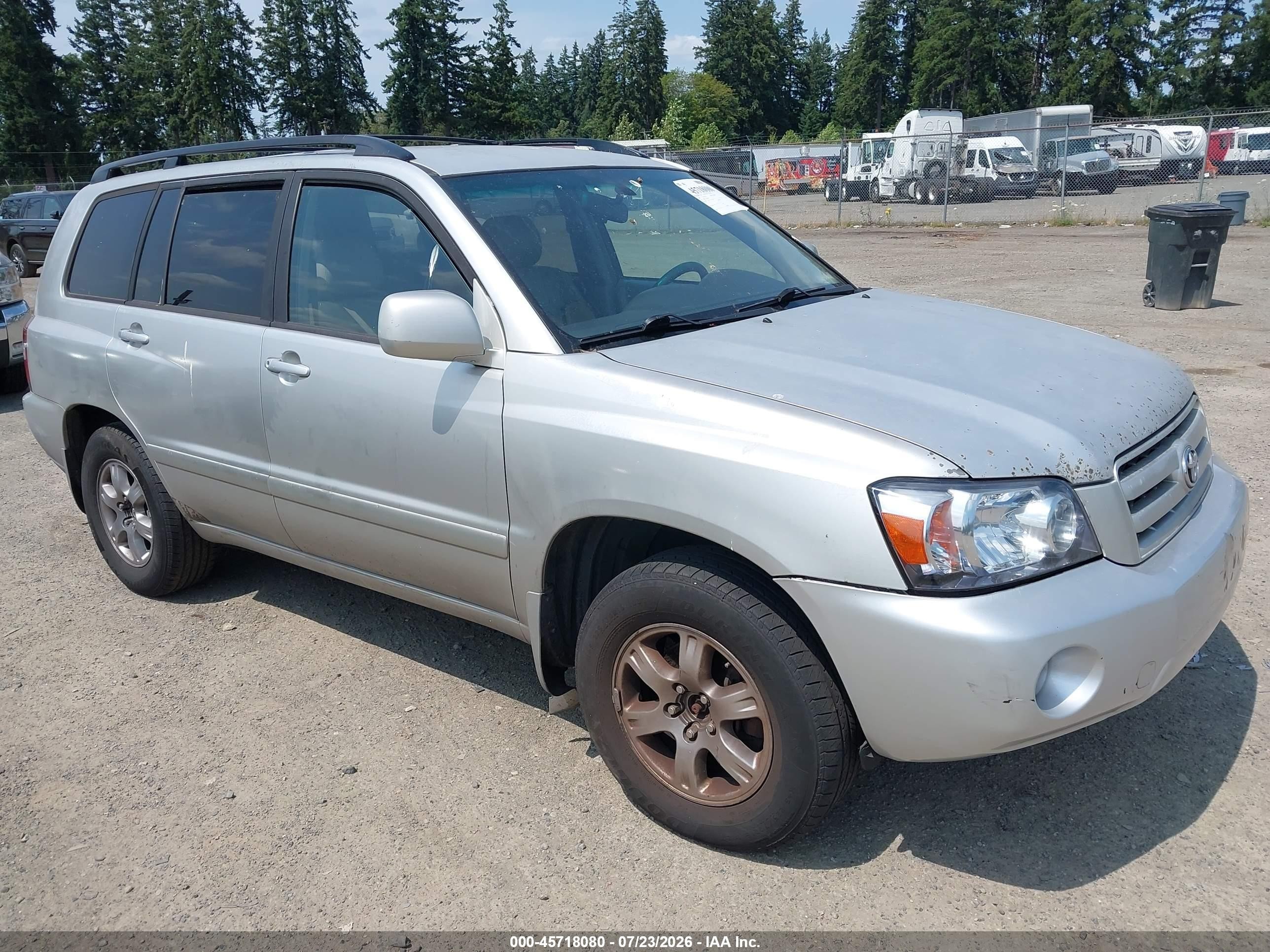 2005 Toyota Highlander V6 Silver vin: JTEDP21A150082565