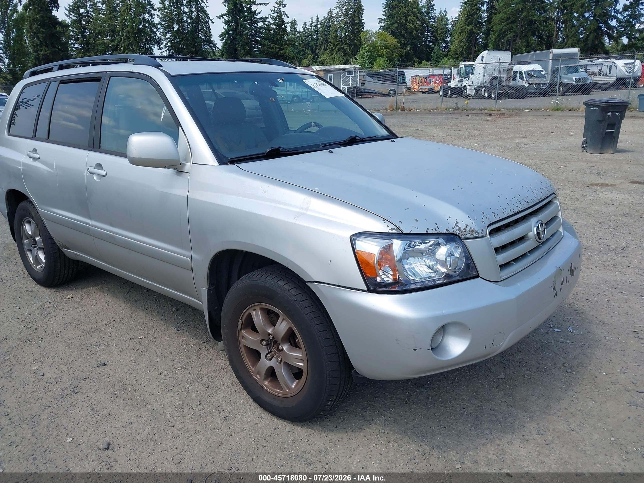 2005 Toyota Highlander V6 Silver vin: JTEDP21A150082565