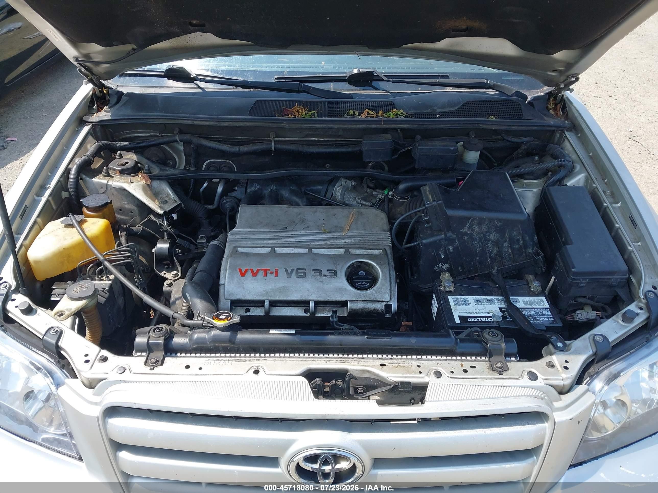 2005 Toyota Highlander V6 Silver vin: JTEDP21A150082565
