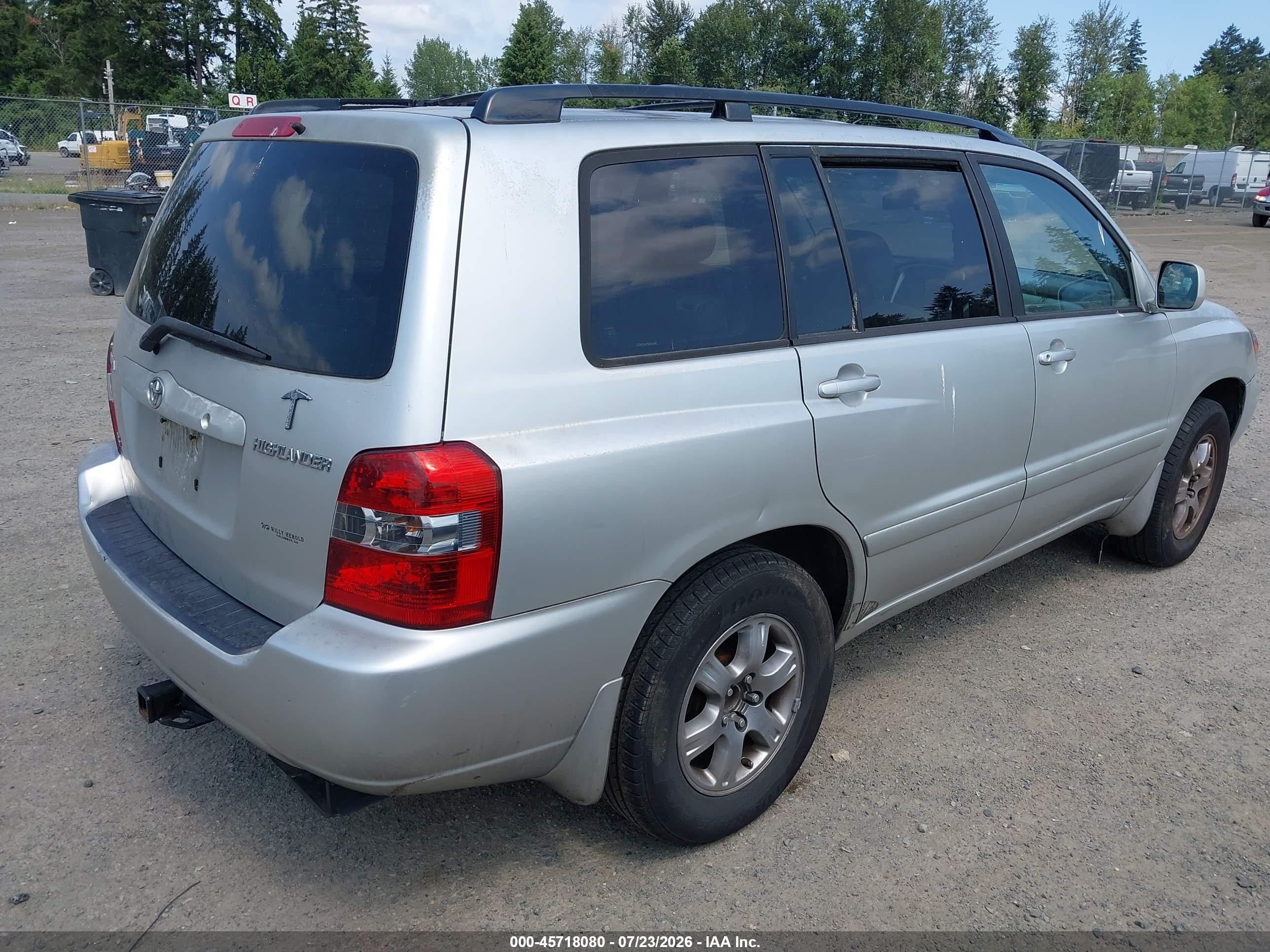 2005 Toyota Highlander V6 Silver vin: JTEDP21A150082565