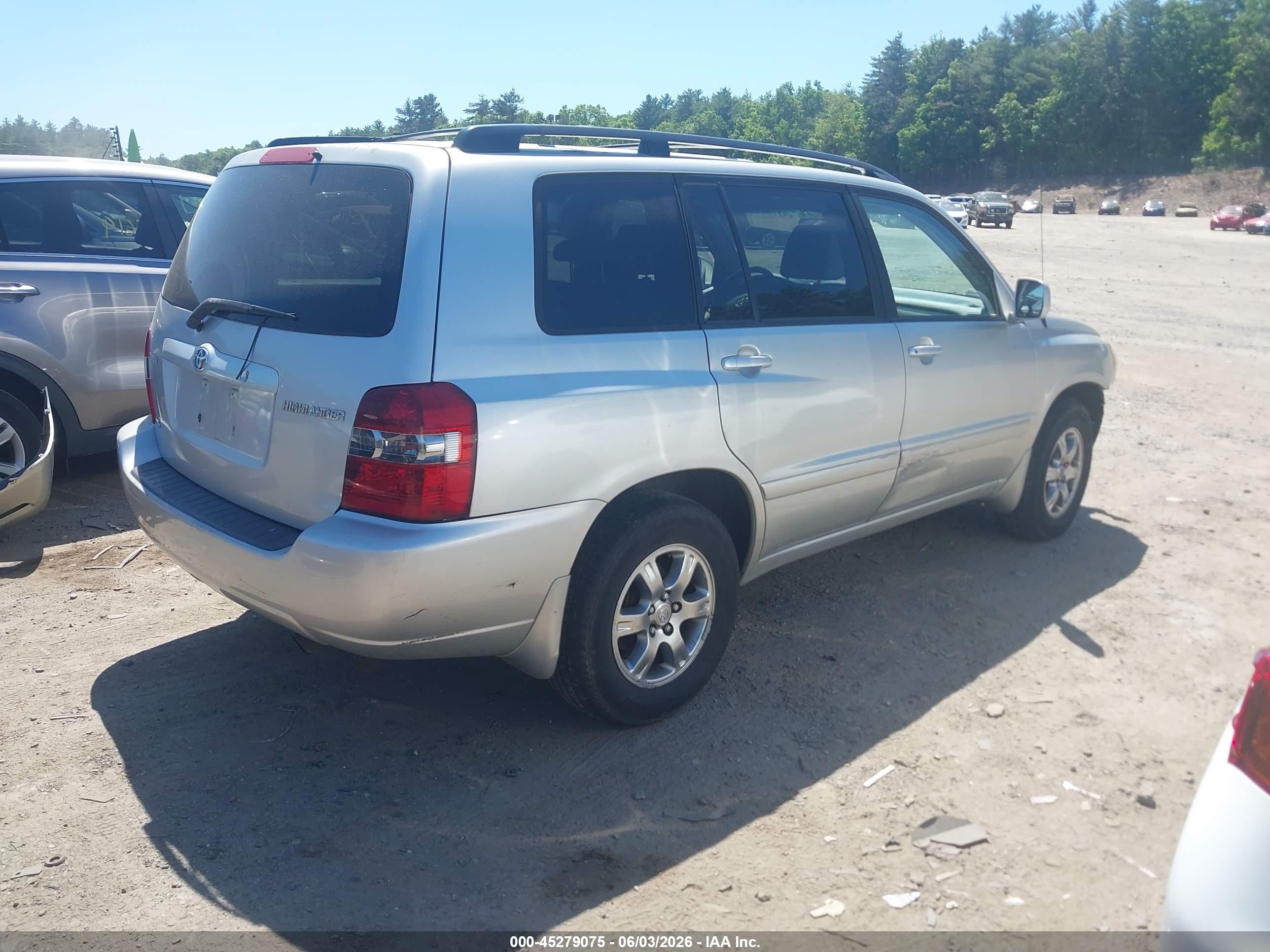 2006 Toyota Highlander V6 Silver vin: JTEDP21A160093051