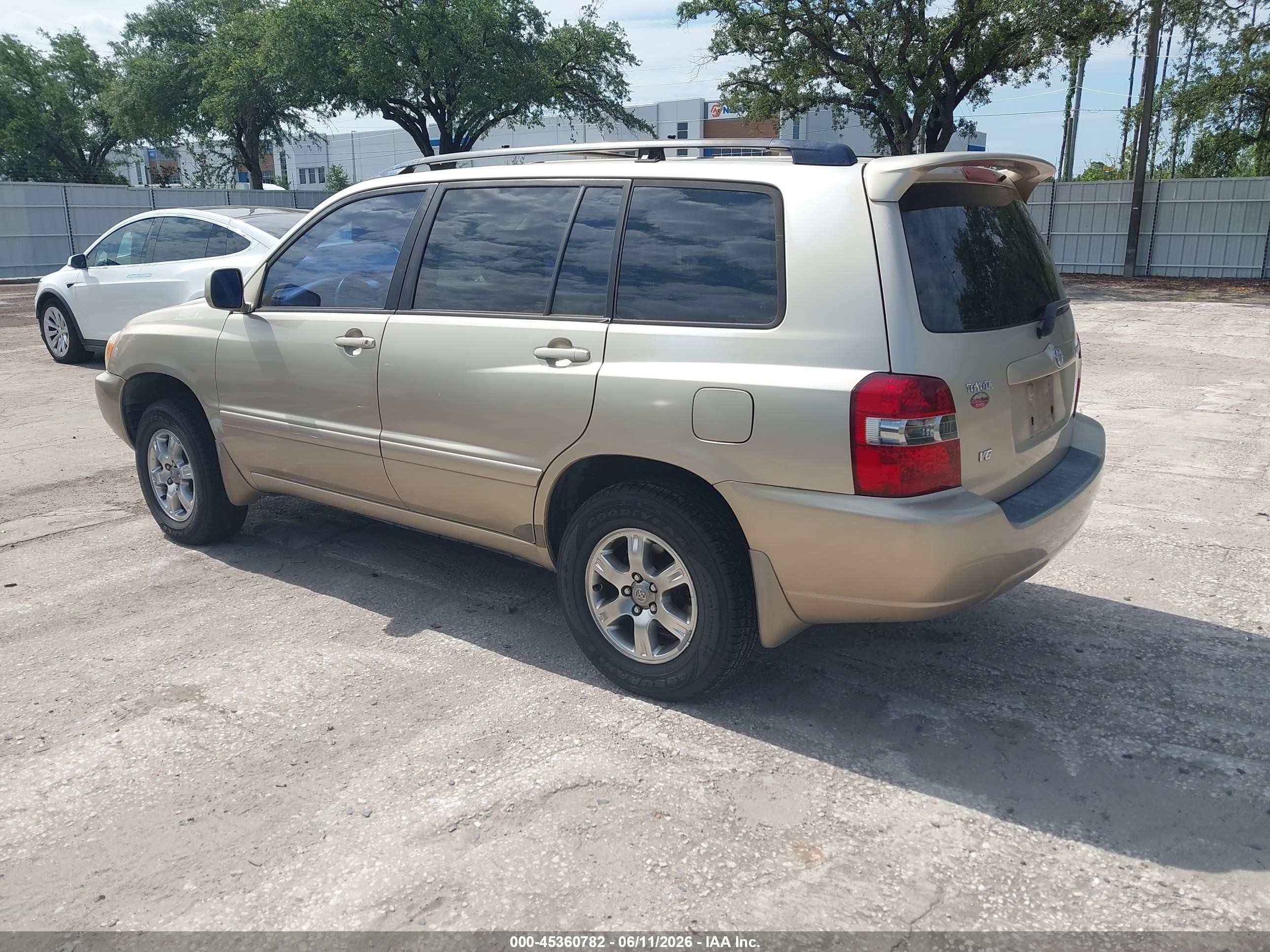 2006 Toyota Highlander V6 Gold vin: JTEDP21A160096015