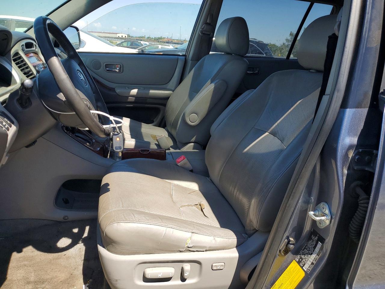 2004 Toyota Highlander Limited Blue vin: JTEDP21A240022051