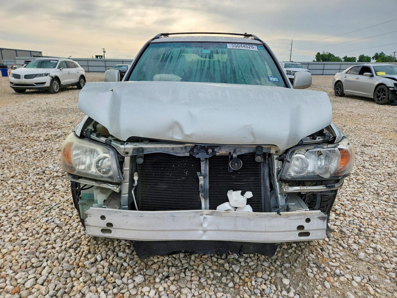 2004 Toyota Highlander Base Silver vin: JTEDP21A240026598