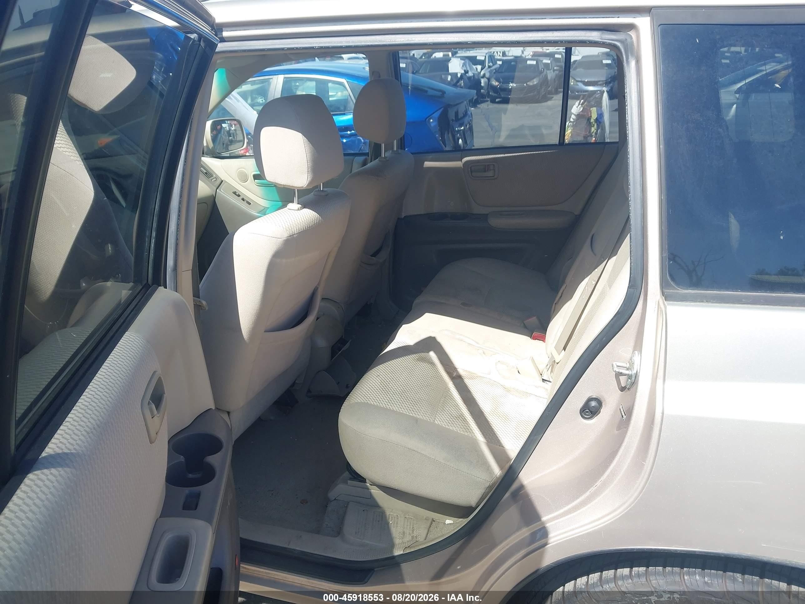 2005 Toyota Highlander V6 Gold vin: JTEDP21A250052619