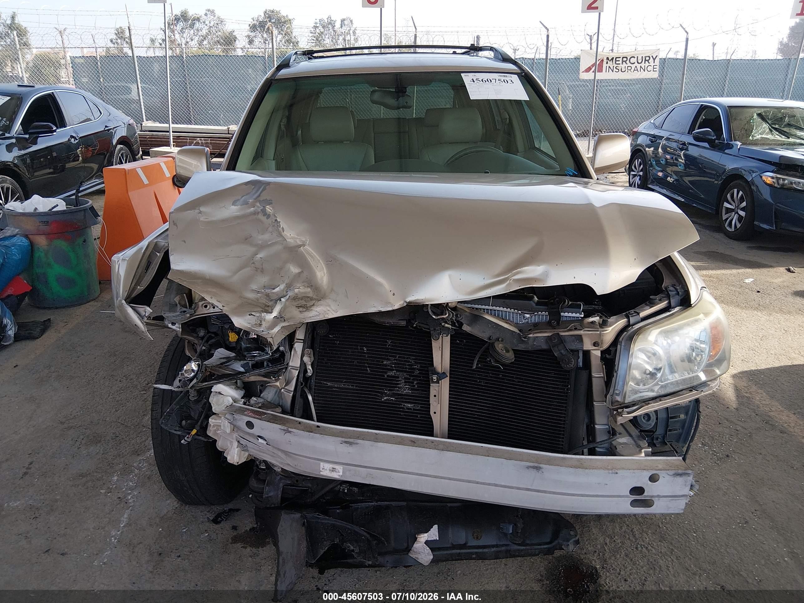 2005 Toyota Highlander Limited V6 Gold vin: JTEDP21A250082526