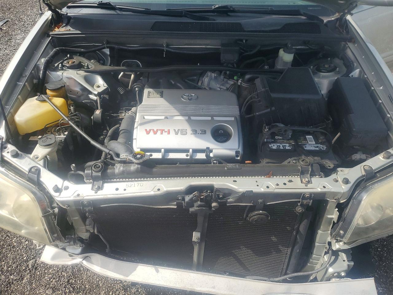 2004 Toyota Highlander Base Silver vin: JTEDP21A340003914
