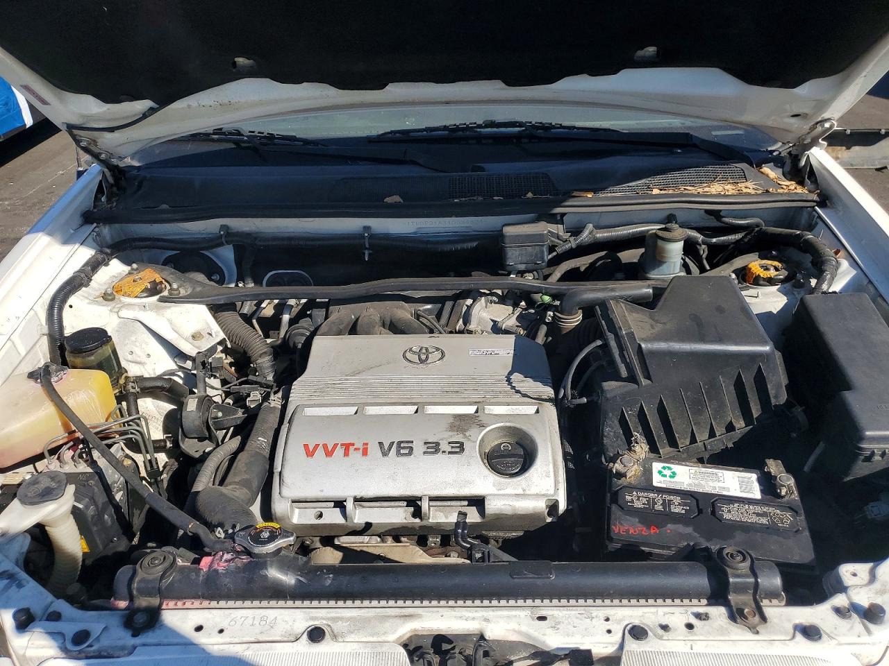 2004 Toyota Highlander Base White vin: JTEDP21A340034824