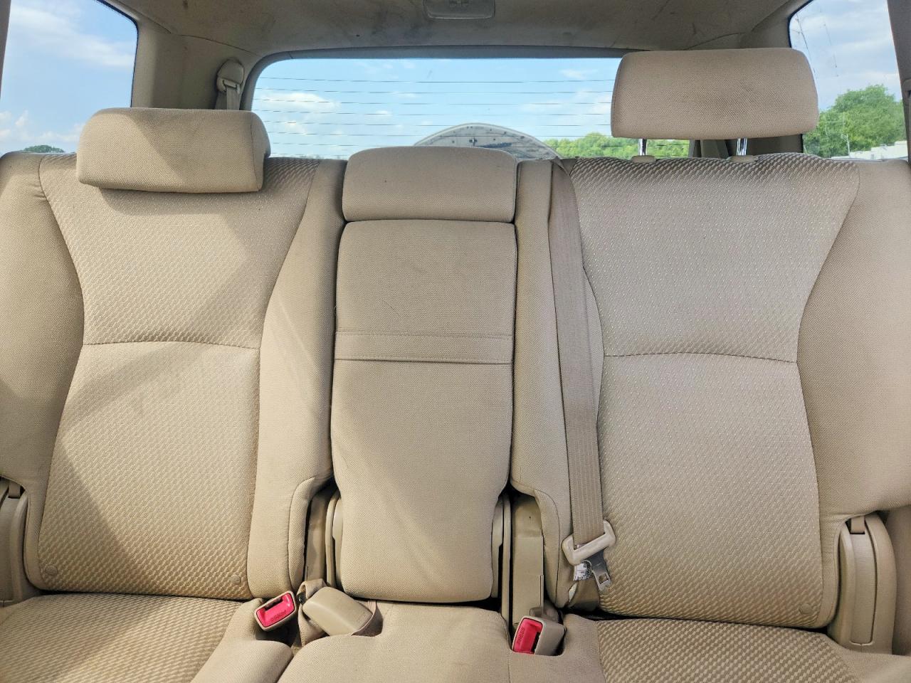 2007 Toyota Highlander Base Brown vin: JTEDP21A370138430