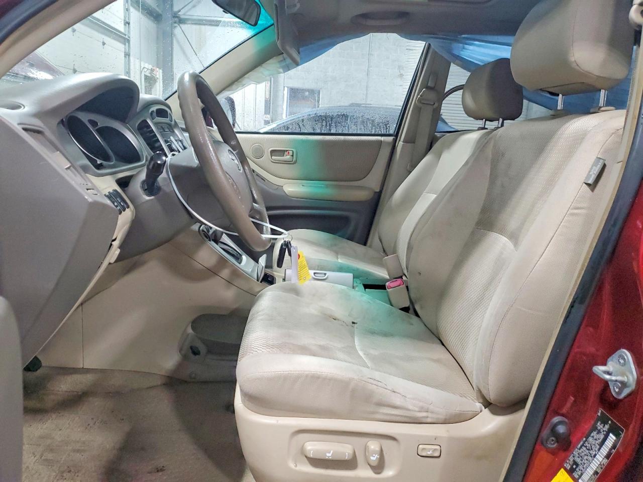 2007 Toyota Highlander Base Red vin: JTEDP21A370140310