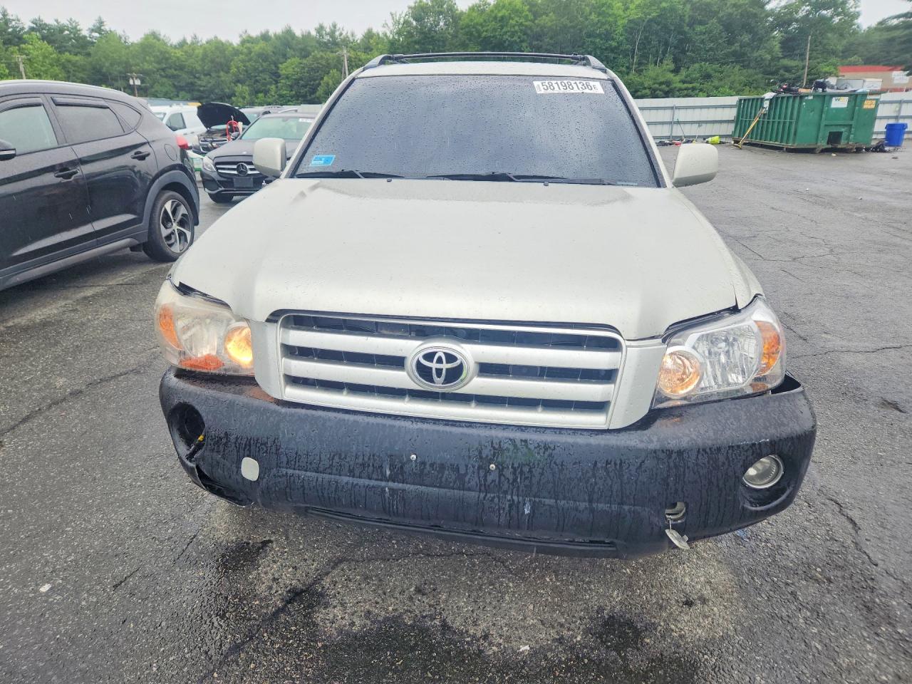 2007 Toyota Highlander Base Серебряный vin: JTEDP21A370144146