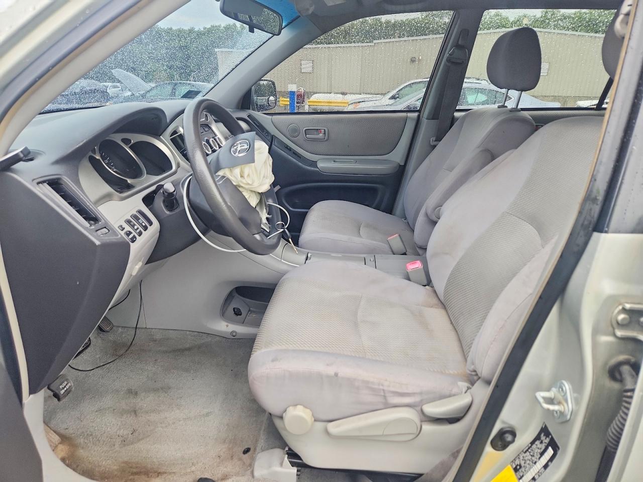 2007 Toyota Highlander Base Серебряный vin: JTEDP21A370144146