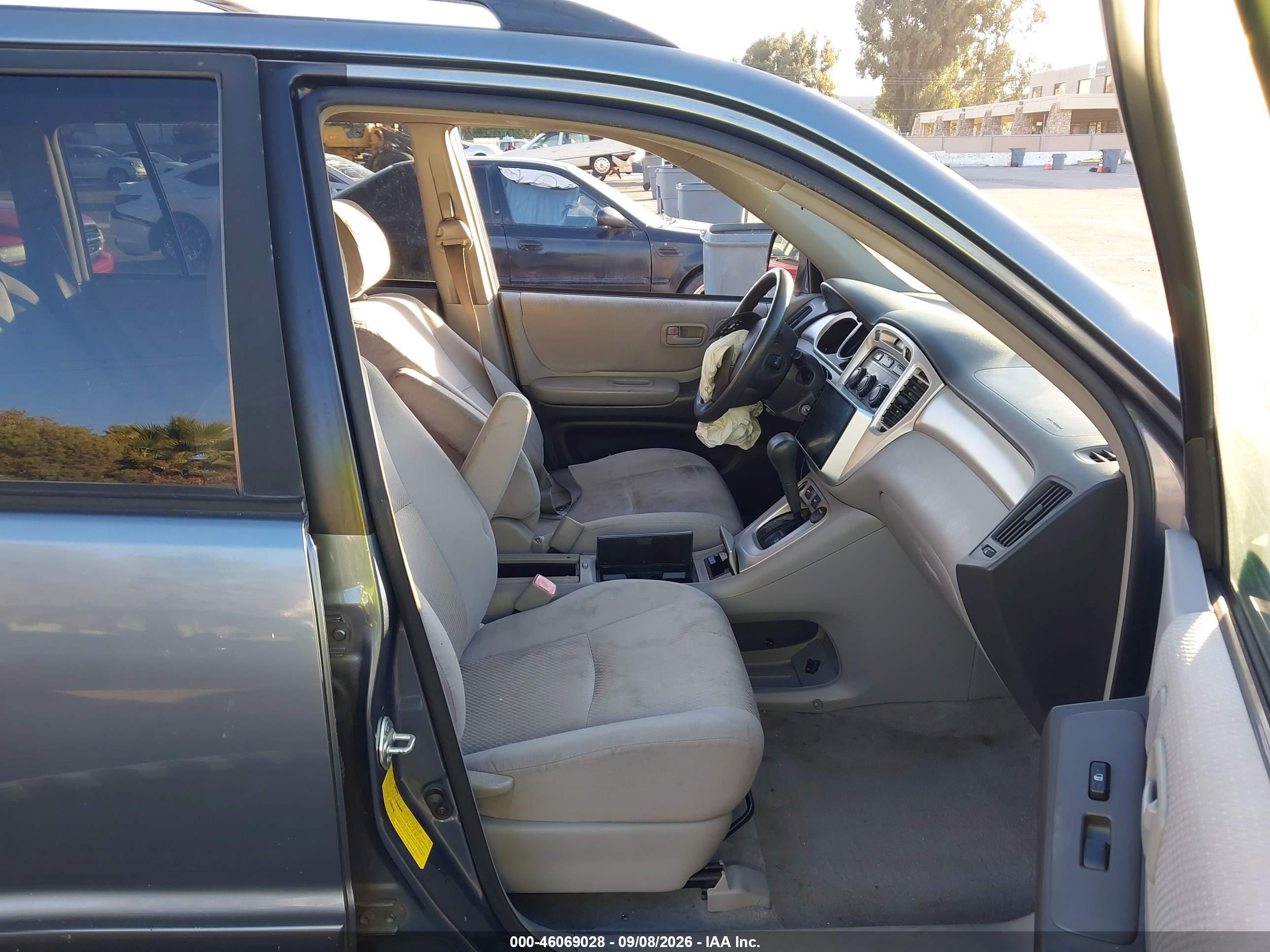 2005 Toyota Highlander V6 Blue vin: JTEDP21A450048894