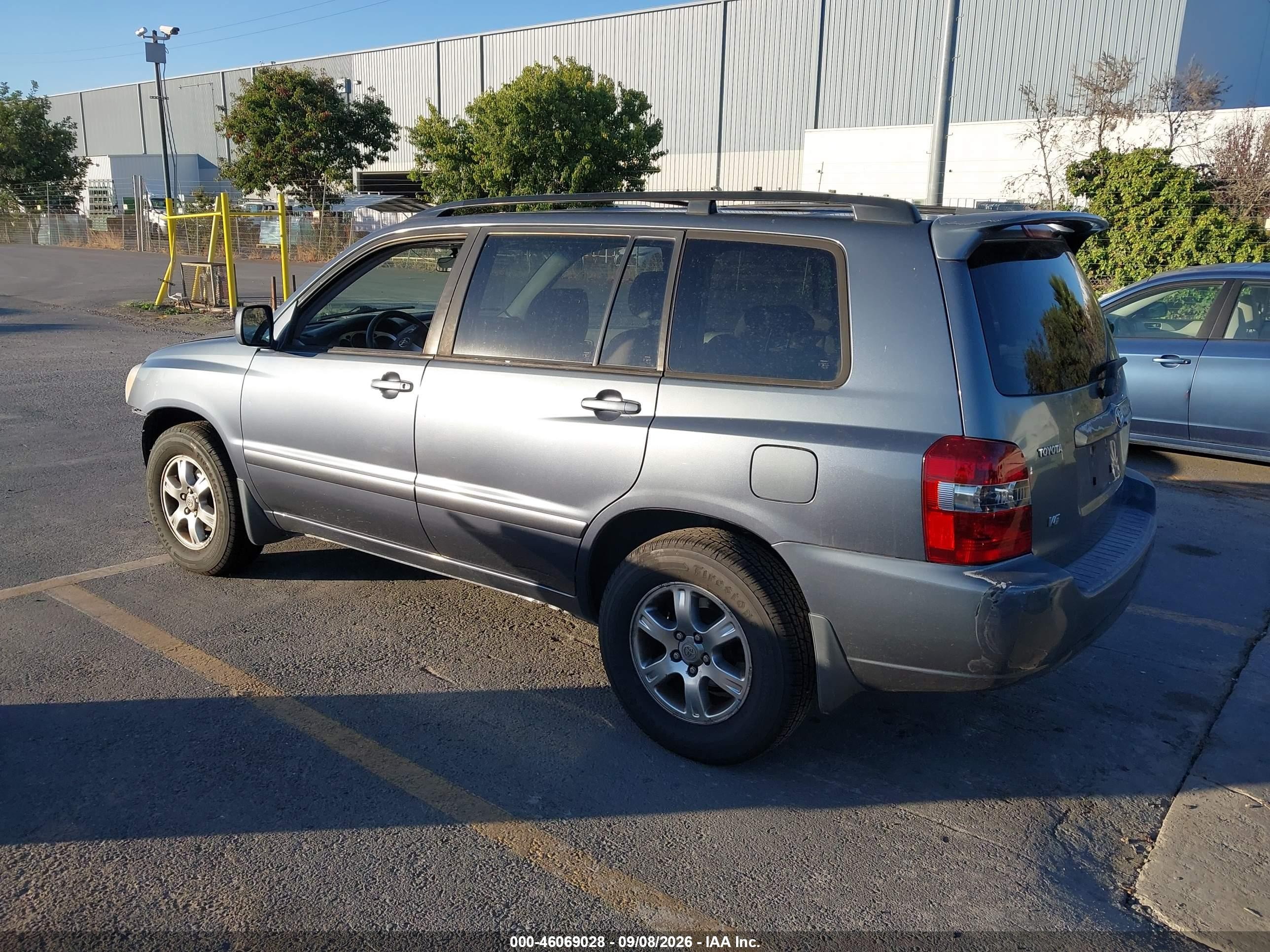 2005 Toyota Highlander V6 Blue vin: JTEDP21A450048894