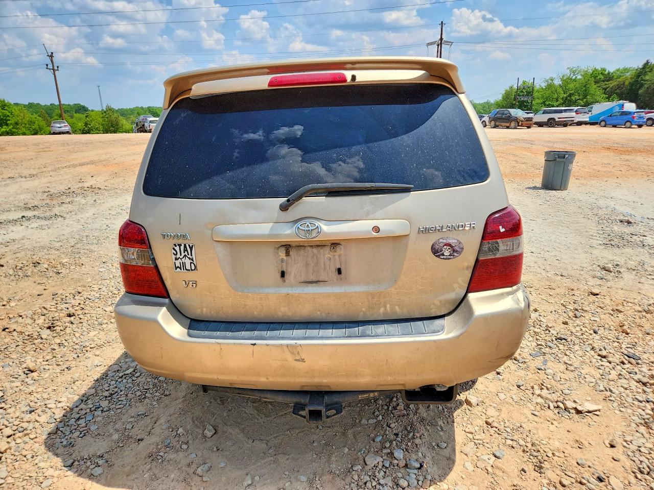 2005 Toyota Highlander Limited Gold vin: JTEDP21A450050354