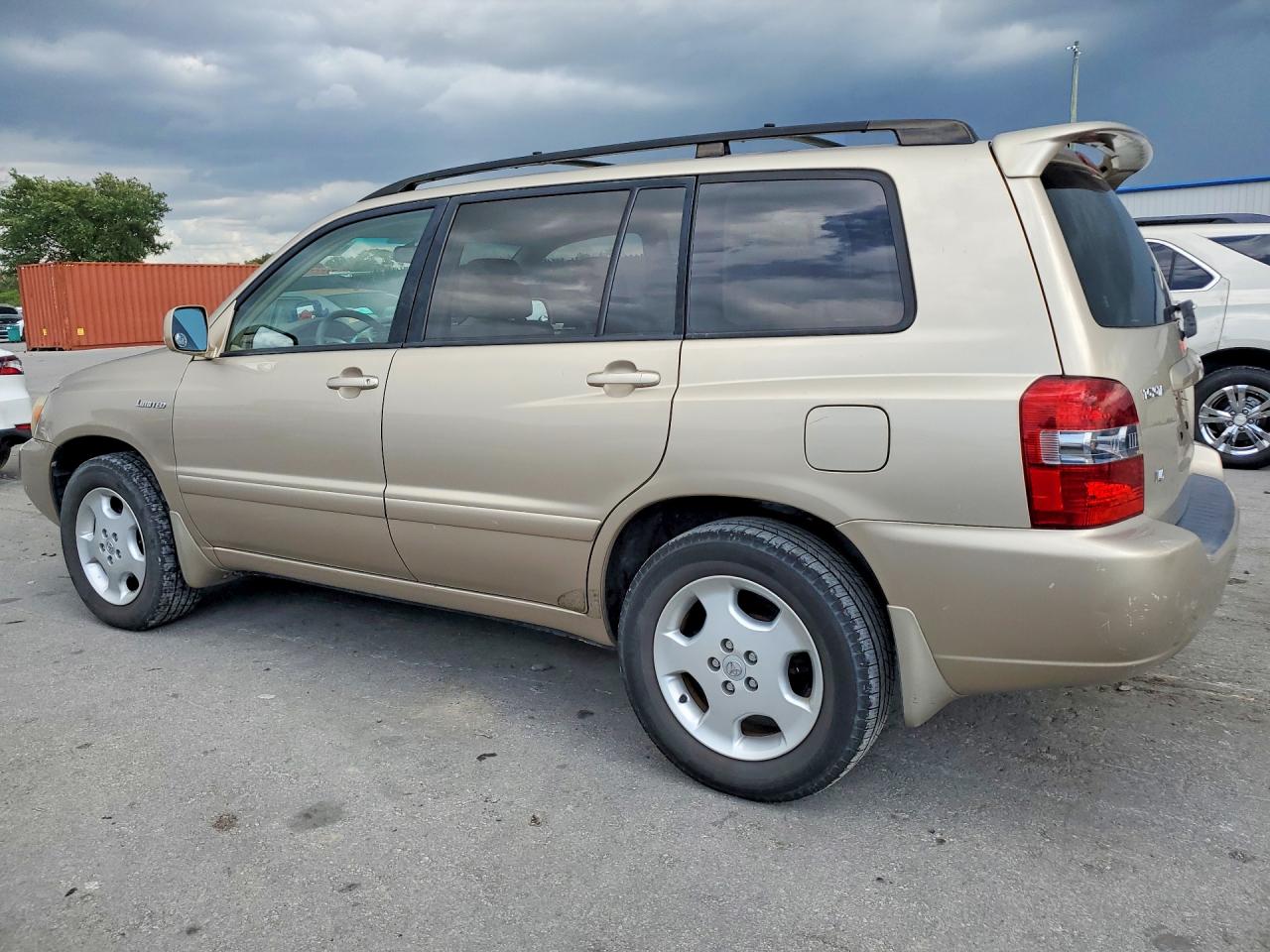 2005 Toyota Highlander Beige vin: JTEDP21A450051939