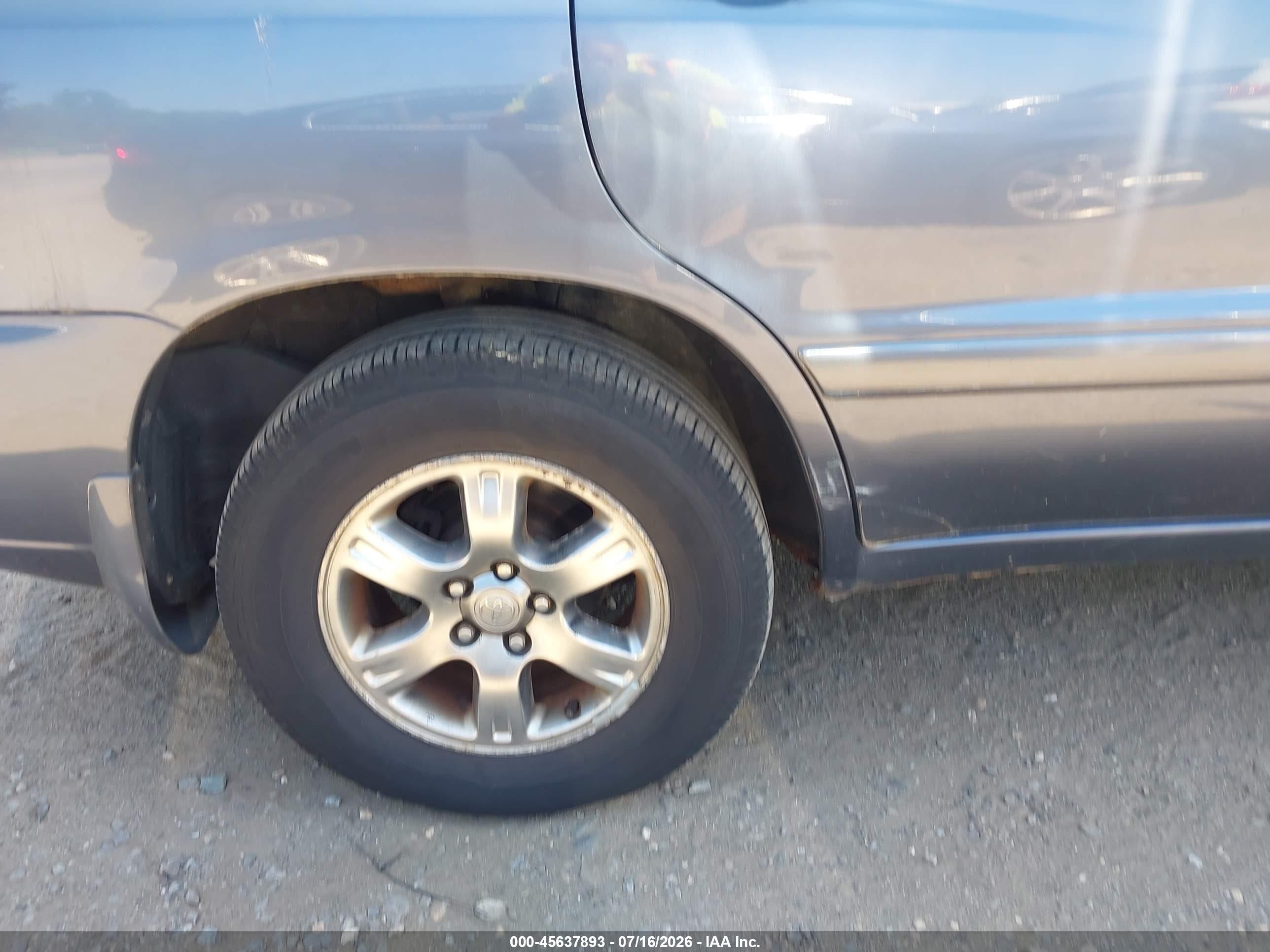2005 Toyota Highlander V6 Blue vin: JTEDP21A450060706