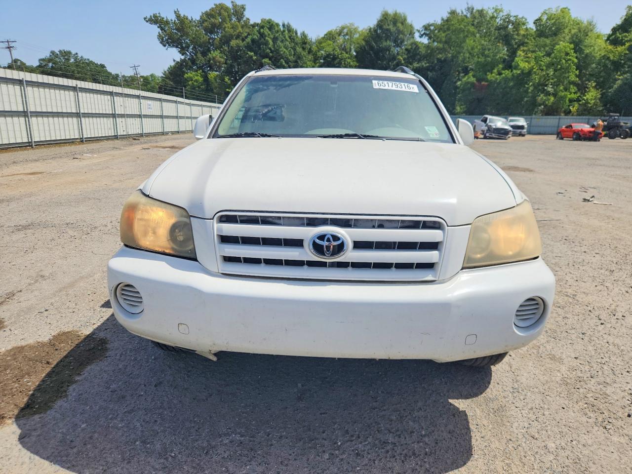 2006 Toyota Highlander Base White vin: JTEDP21A460107511