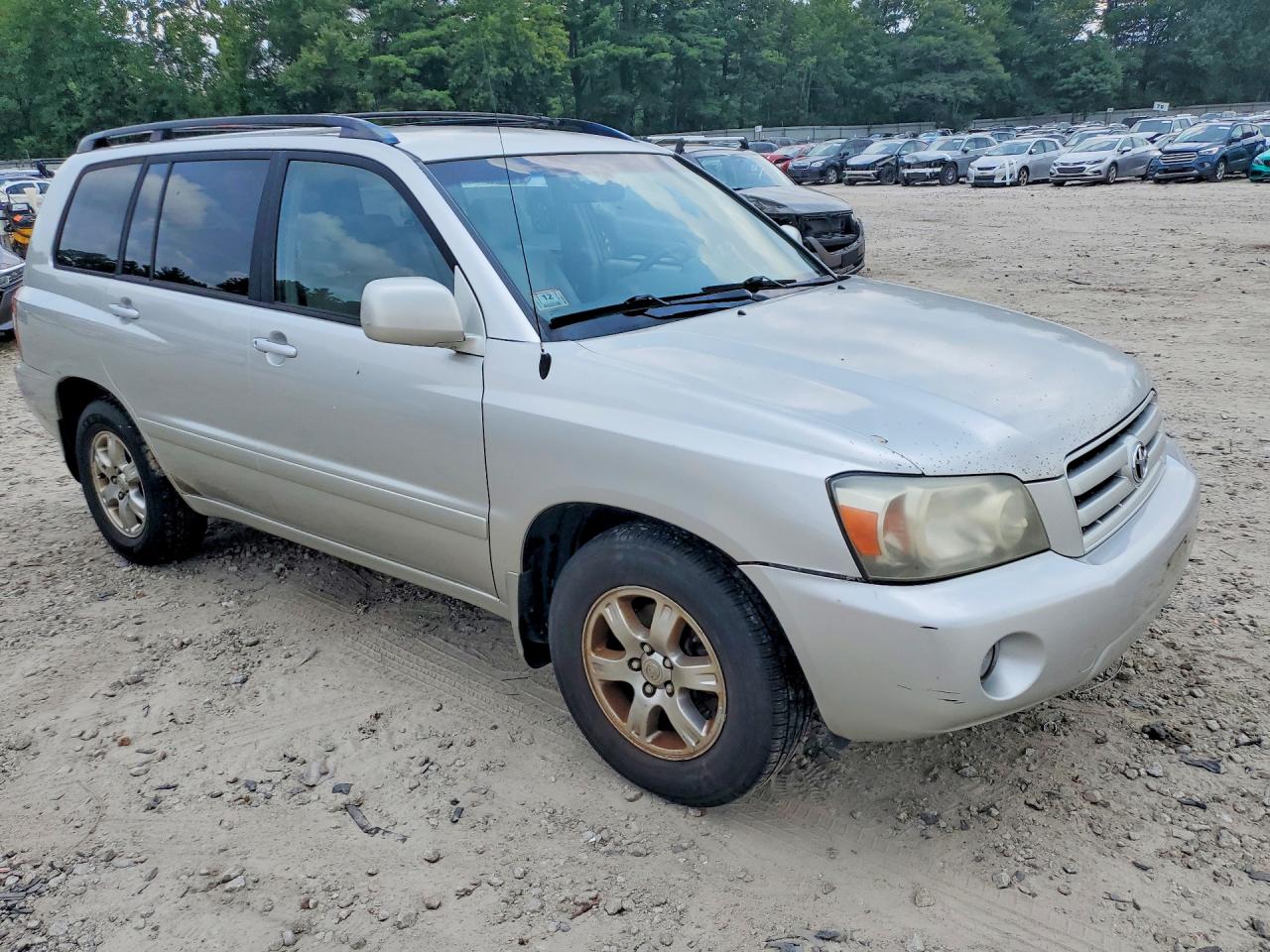 2006 Toyota Highlander Base Silver vin: JTEDP21A460113468
