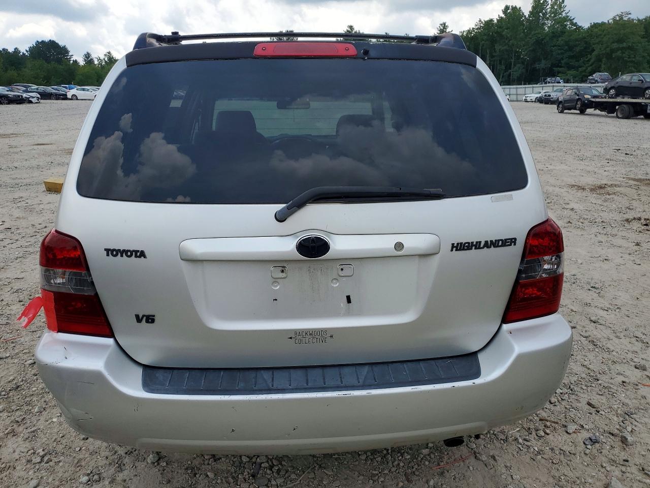2006 Toyota Highlander Base Silver vin: JTEDP21A460113468