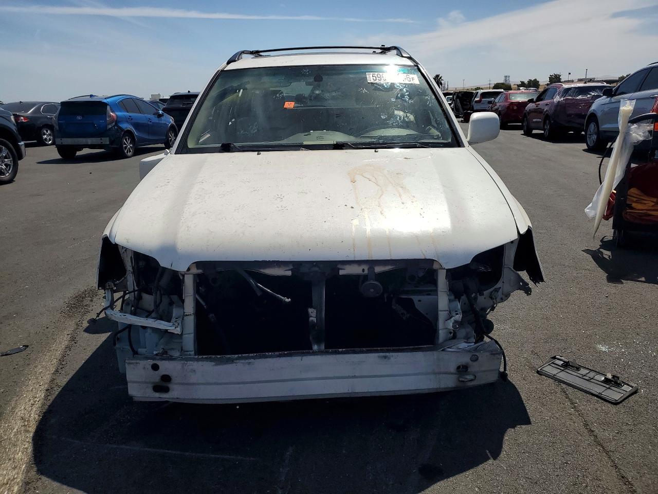 2006 Toyota Highlander Limited White vin: JTEDP21A460113521