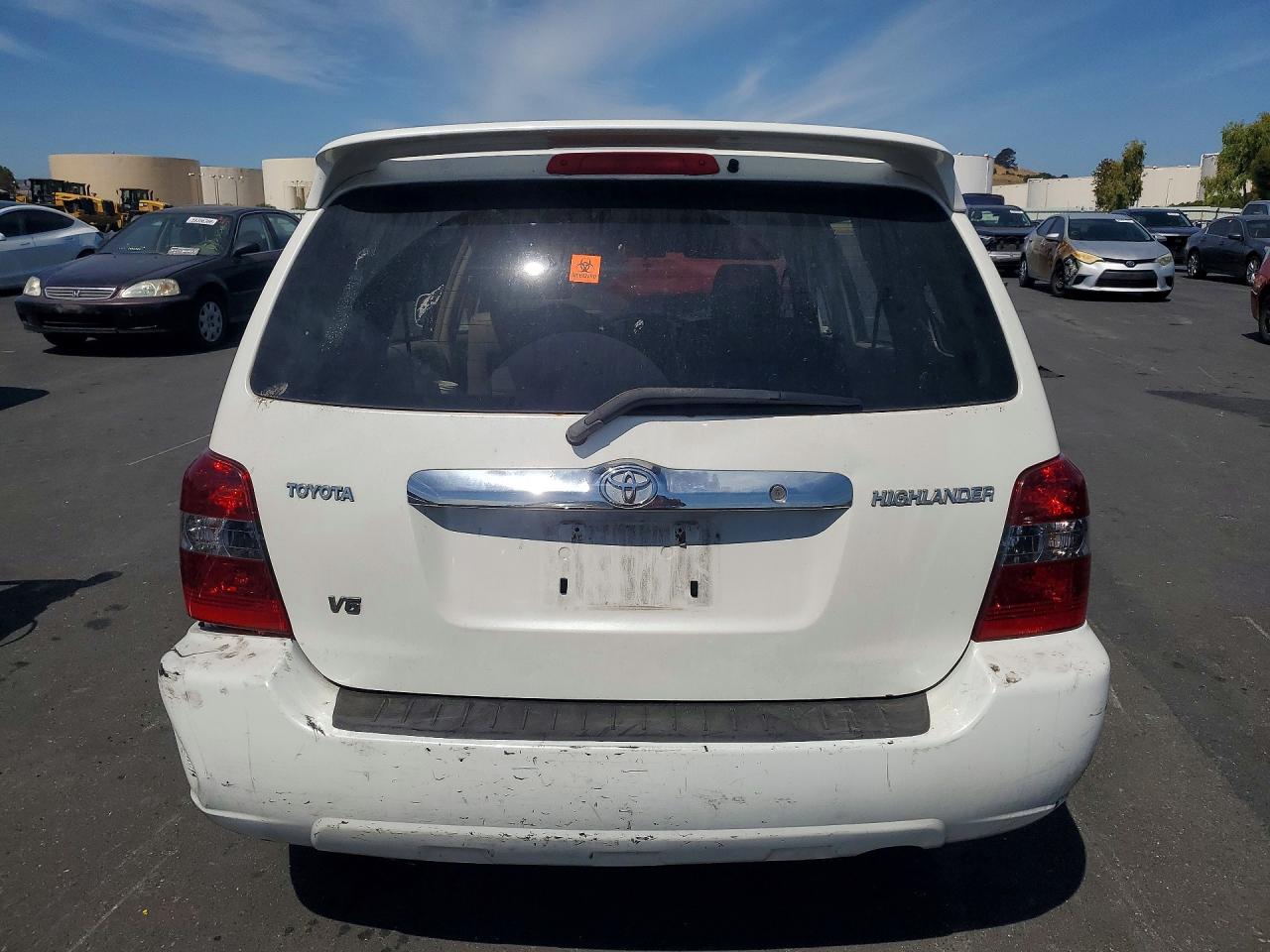 2006 Toyota Highlander Limited White vin: JTEDP21A460113521