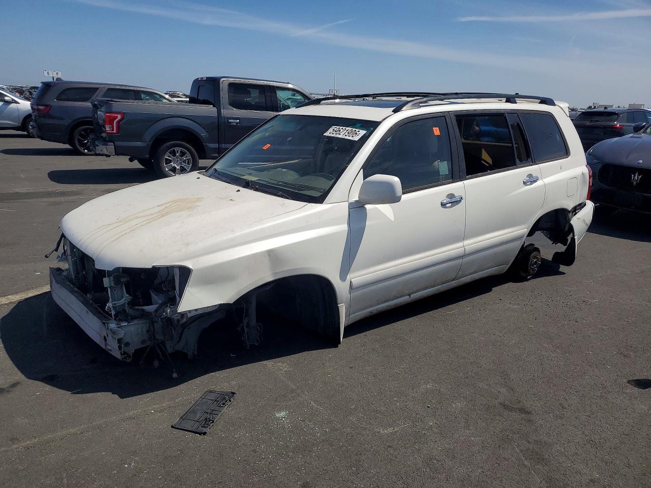 2006 Toyota Highlander Limited White vin: JTEDP21A460113521