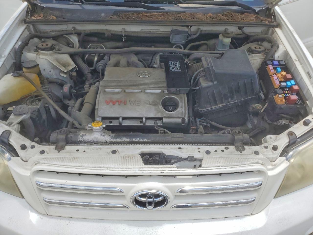 2006 Toyota Highlander Limited White vin: JTEDP21A460118010