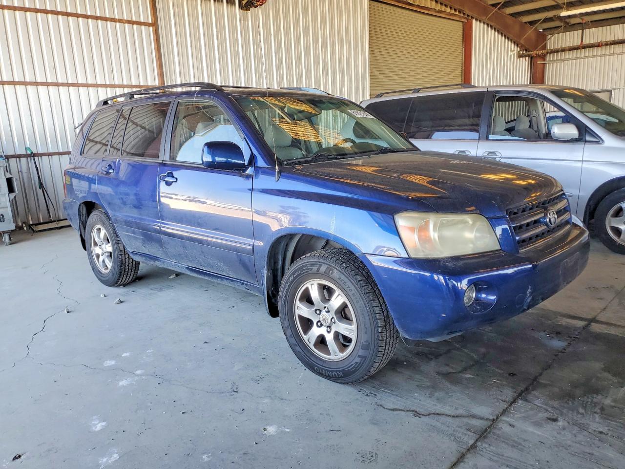 2004 Toyota Highlander Base Blue vin: JTEDP21A540032511