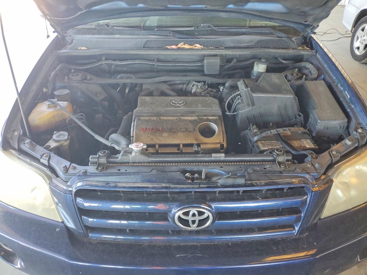 2004 Toyota Highlander Base Blue vin: JTEDP21A540032511