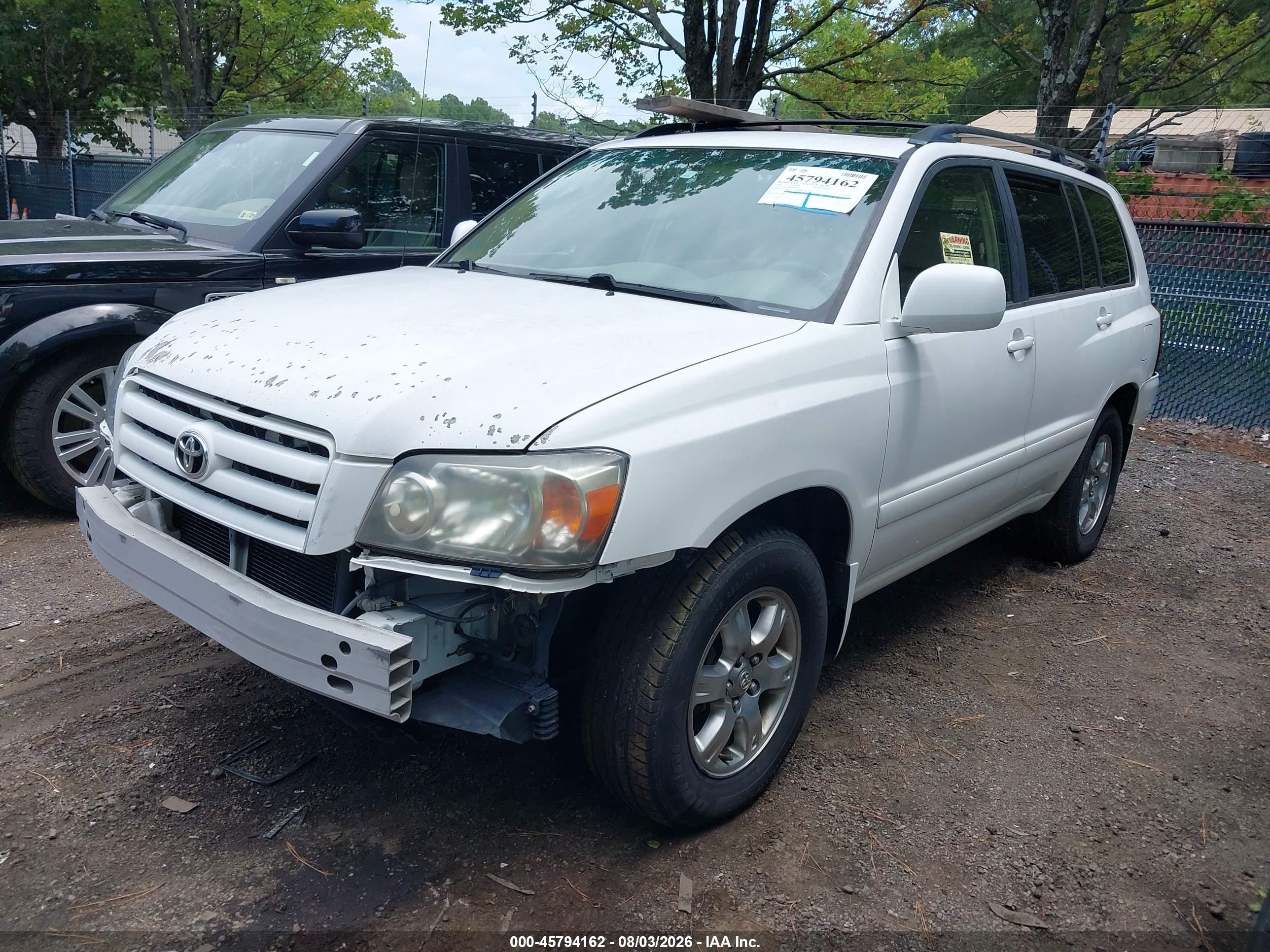 2005 Toyota Highlander V6 White vin: JTEDP21A550069835