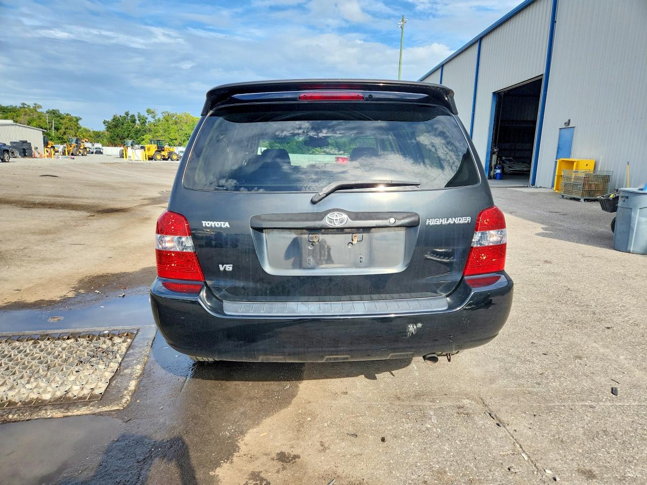 2005 Toyota Highlander Limited Gray vin: JTEDP21A550074842