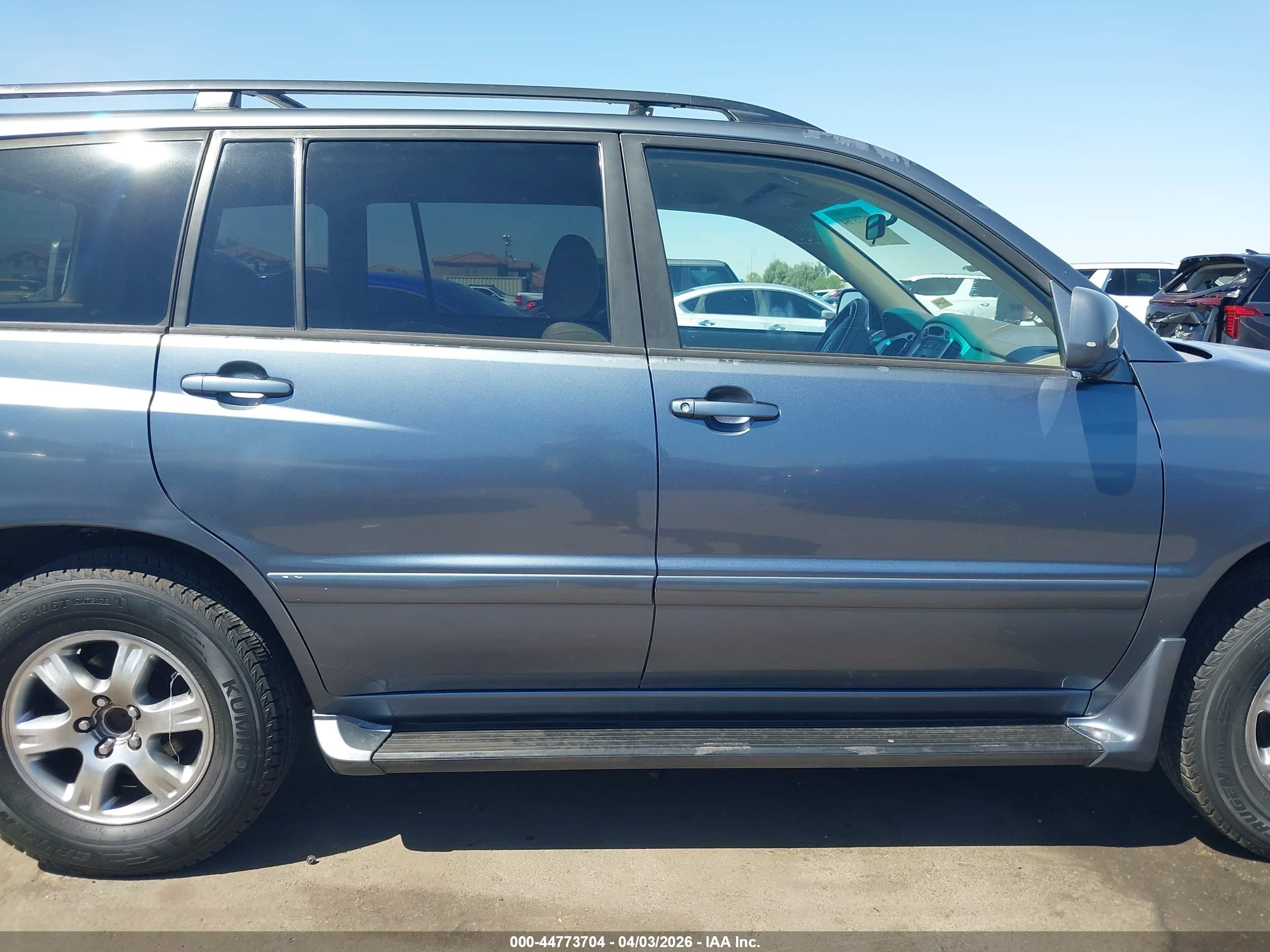 2005 Toyota Highlander V6 Blue vin: JTEDP21A550081807