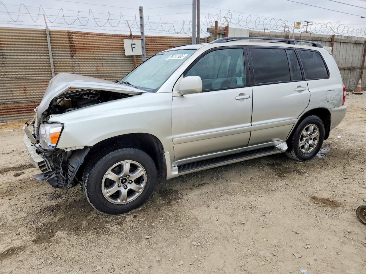 2006 Toyota Highlander Limited Silver vin: JTEDP21A560105136