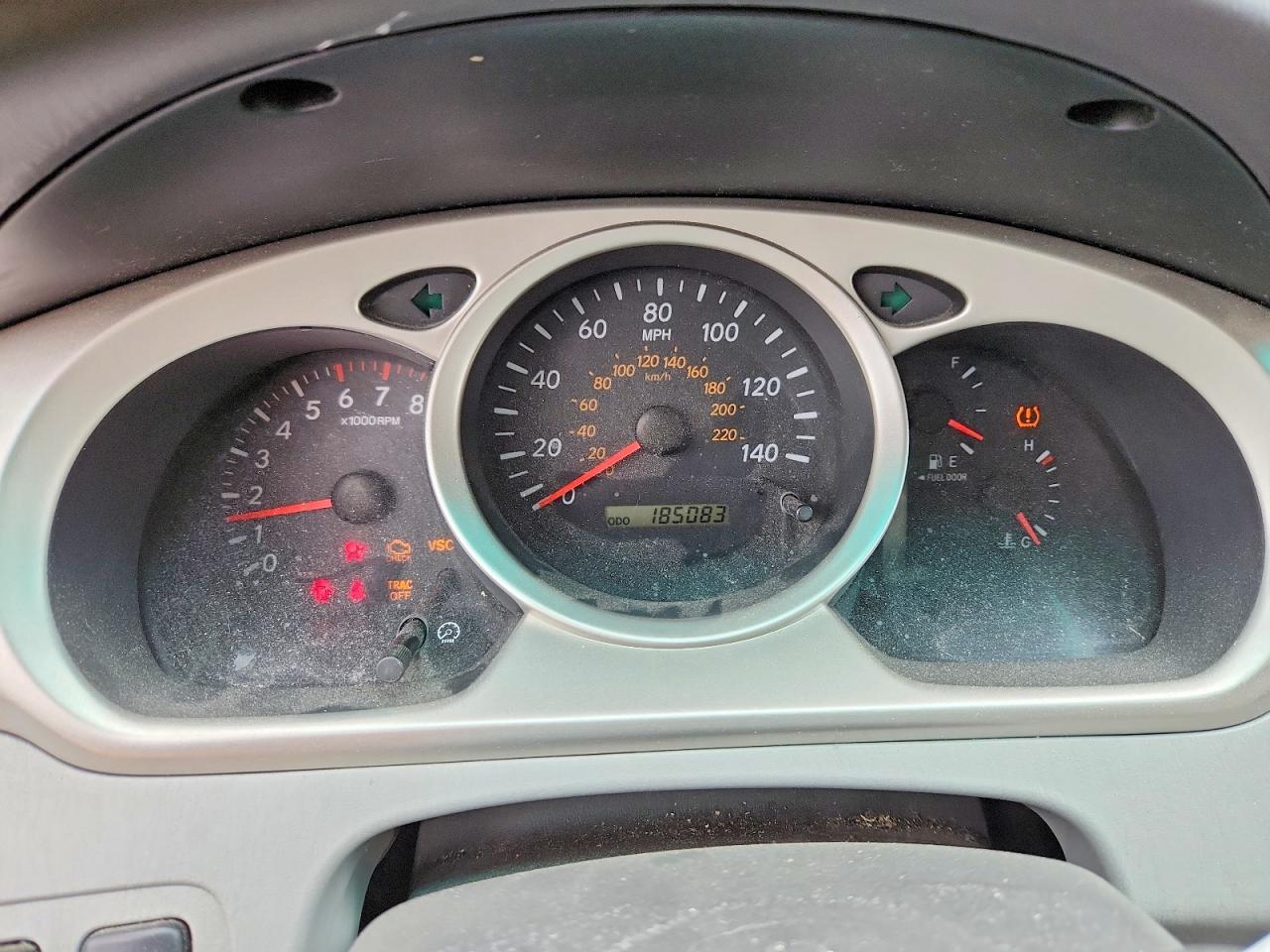 2006 Toyota Highlander Limited Silver vin: JTEDP21A560105136