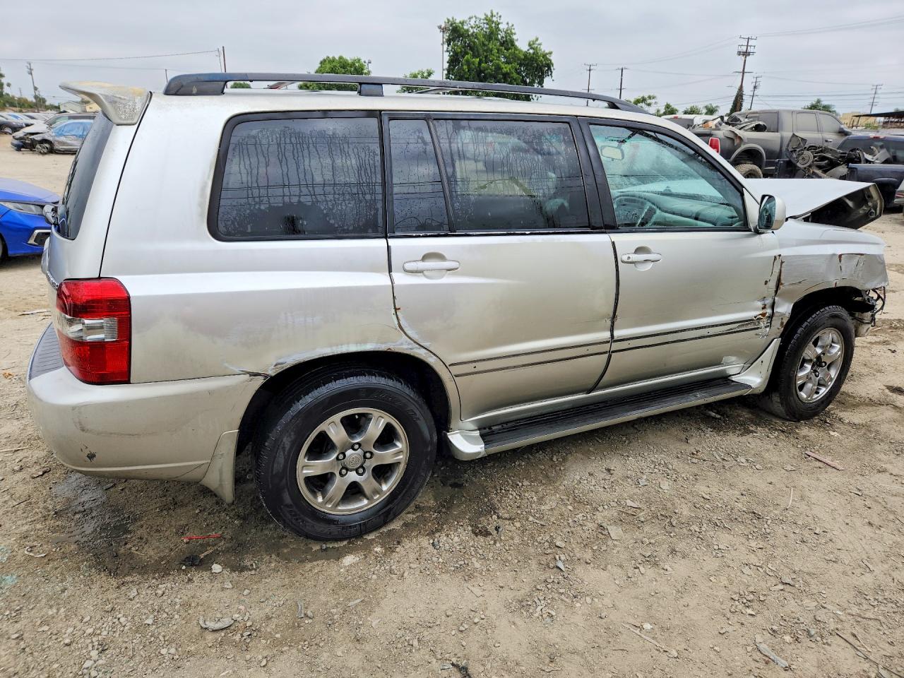 2006 Toyota Highlander Limited Silver vin: JTEDP21A560105136