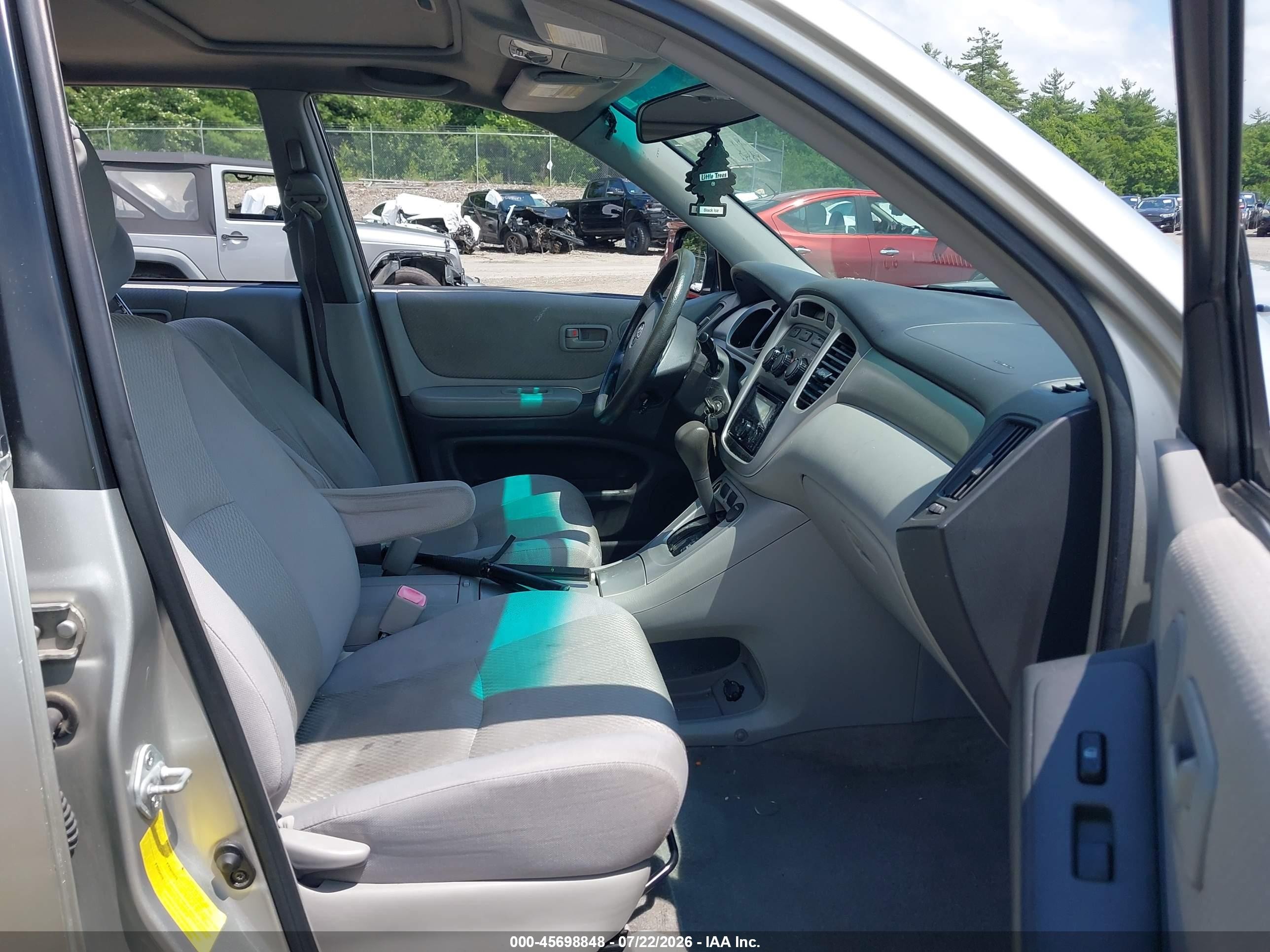 2007 Toyota Highlander 3rd Row Silver vin: JTEDP21A570129941