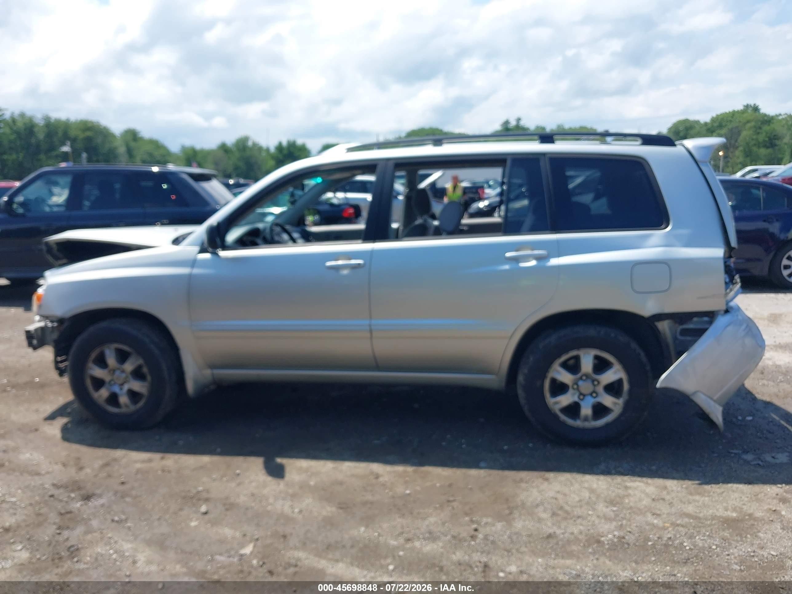 2007 Toyota Highlander 3rd Row Silver vin: JTEDP21A570129941