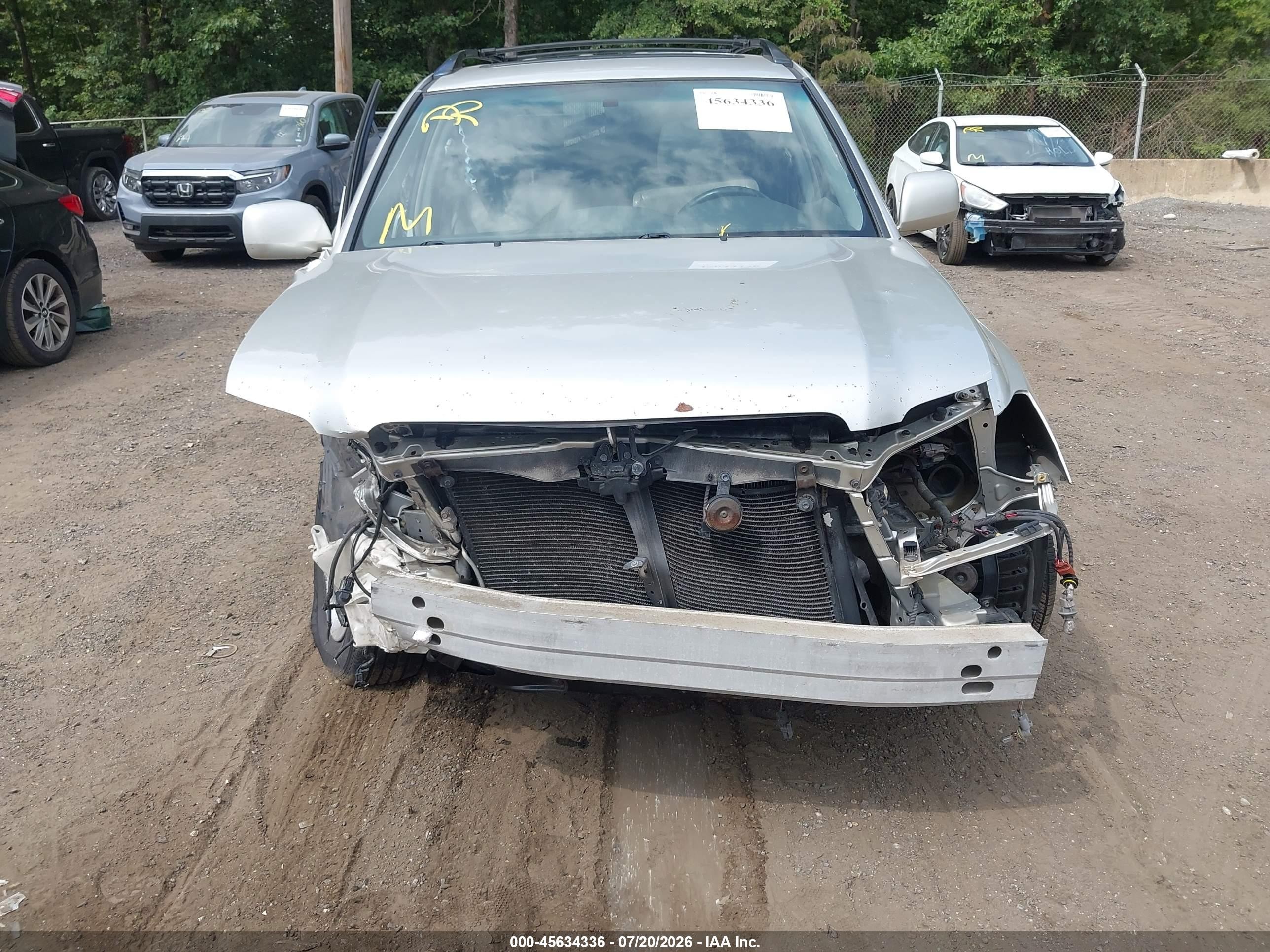 2007 Toyota Highlander Limited W/3rd Row Silver vin: JTEDP21A570143466