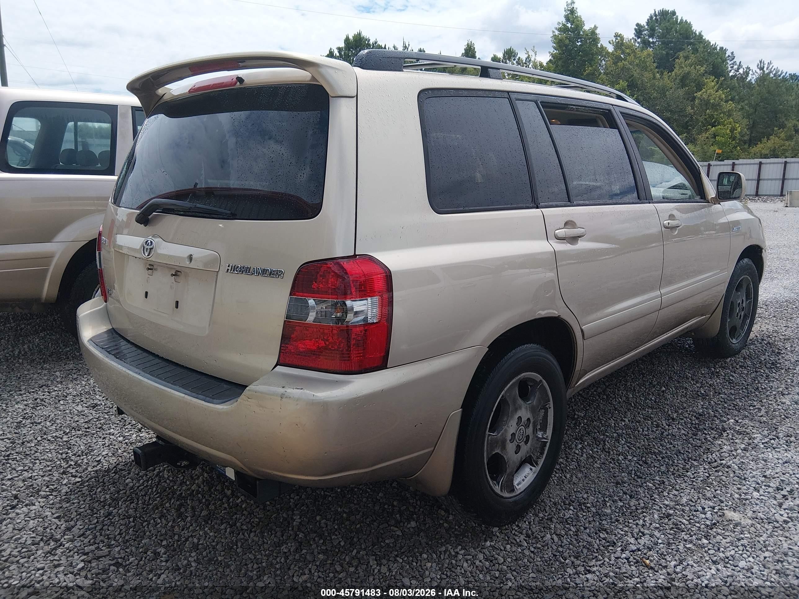 2005 Toyota Highlander Limited V6 Gold vin: JTEDP21A650047293