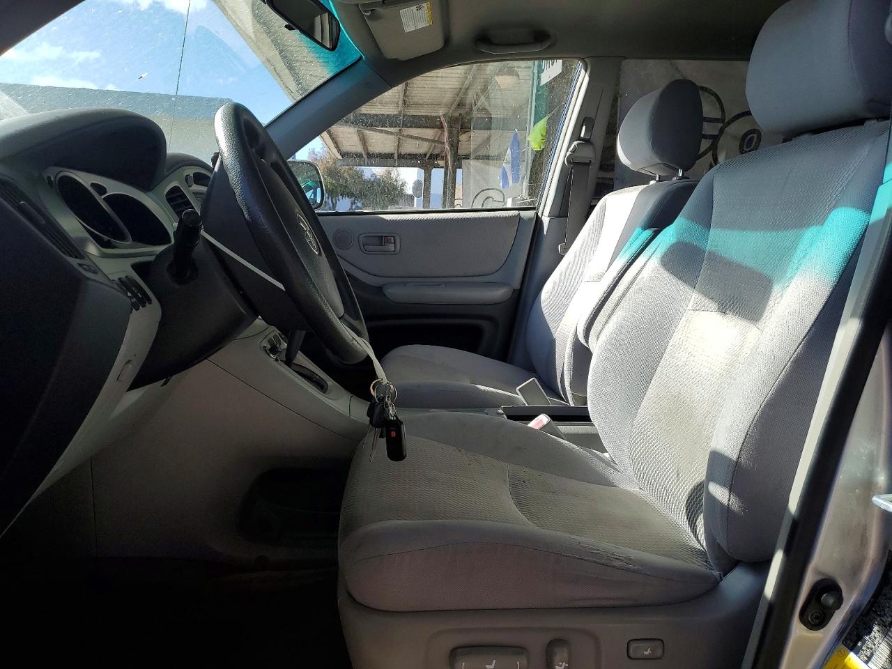 2005 Toyota Highlander Base Gray vin: JTEDP21A650048458